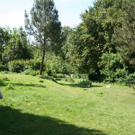 A La Campagne Bed & Breakfast