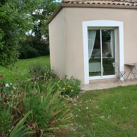 A La Campagne Bed & Breakfast
