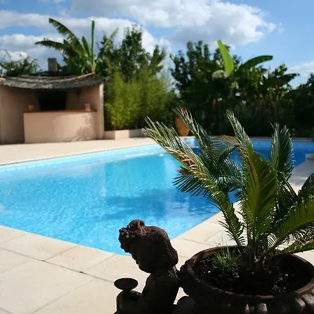 A La Campagne Bed & Breakfast